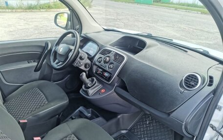 Renault Kangoo II рестайлинг, 2013 год, 935 000 рублей, 10 фотография