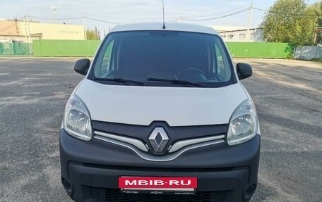 Renault Kangoo II рестайлинг, 2013 год, 935 000 рублей, 2 фотография