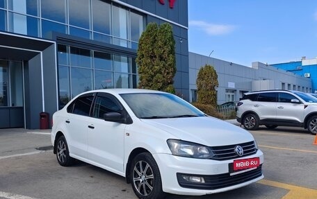 Volkswagen Polo VI (EU Market), 2015 год, 879 000 рублей, 3 фотография