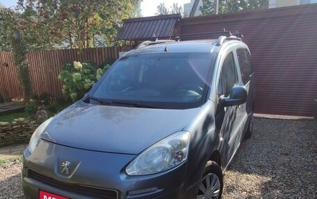 Peugeot Partner II рестайлинг 2, 2012 год, 630 000 рублей, 1 фотография