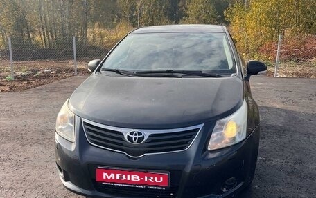 Toyota Avensis III рестайлинг, 2011 год, 530 000 рублей, 1 фотография