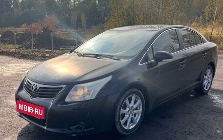 Toyota Avensis III рестайлинг, 2011 год, 530 000 рублей, 2 фотография