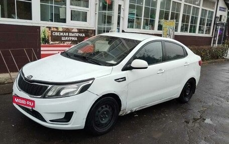 KIA Rio III рестайлинг, 2014 год, 3 фотография