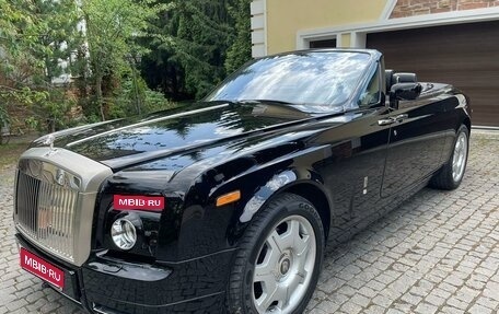 Rolls-Royce Phantom VII рестайлинг, 2008 год, 25 000 000 рублей, 1 фотография