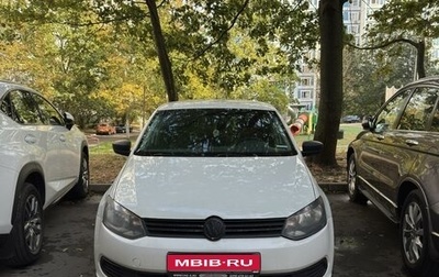 Volkswagen Polo VI (EU Market), 2014 год, 639 000 рублей, 1 фотография