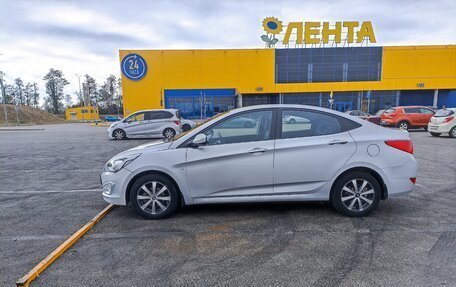 Hyundai Solaris II рестайлинг, 2015 год, 1 060 000 рублей, 2 фотография