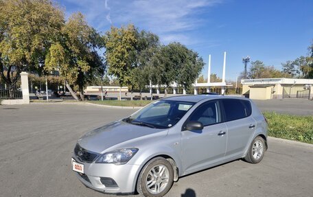 KIA cee'd I рестайлинг, 2010 год, 600 000 рублей, 2 фотография