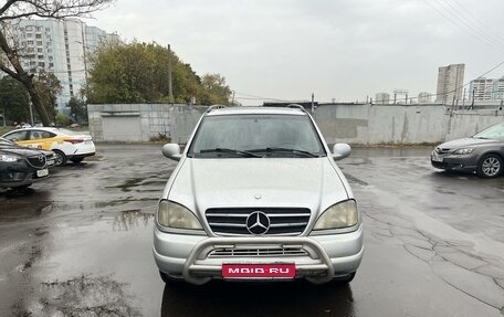 Mercedes-Benz M-Класс, 1998 год, 430 000 рублей, 1 фотография