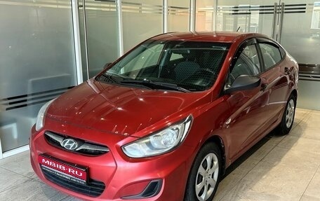 Hyundai Solaris II рестайлинг, 2012 год, 639 000 рублей, 1 фотография