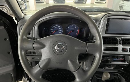 Nissan NP300, 2012 год, 1 295 000 рублей, 13 фотография