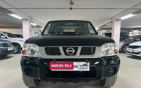 Nissan NP300, 2012 год, 1 295 000 рублей, 2 фотография