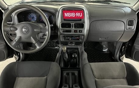 Nissan NP300, 2012 год, 1 295 000 рублей, 16 фотография