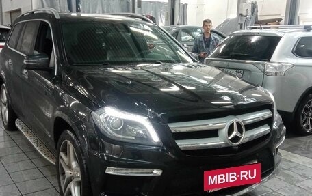 Mercedes-Benz GL-Класс, 2014 год, 4 000 000 рублей, 2 фотография