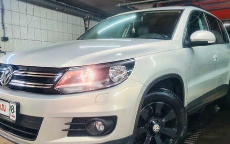 Volkswagen Tiguan I, 2013 год, 1 390 000 рублей, 4 фотография