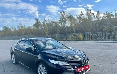 Toyota Camry, 2018 год, 2 950 000 рублей, 21 фотография