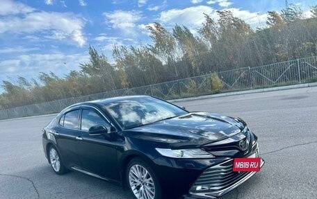 Toyota Camry, 2018 год, 2 950 000 рублей, 16 фотография