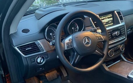 Mercedes-Benz GL-Класс, 2015 год, 4 200 000 рублей, 15 фотография