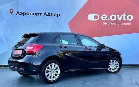 Mercedes-Benz A-Класс, 2015 год, 1 690 000 рублей, 4 фотография