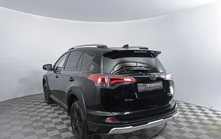 Toyota RAV4, 2018 год, 2 790 000 рублей, 7 фотография