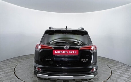 Toyota RAV4, 2018 год, 2 790 000 рублей, 6 фотография