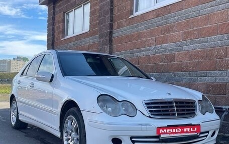 Mercedes-Benz C-Класс, 2004 год, 465 000 рублей, 9 фотография