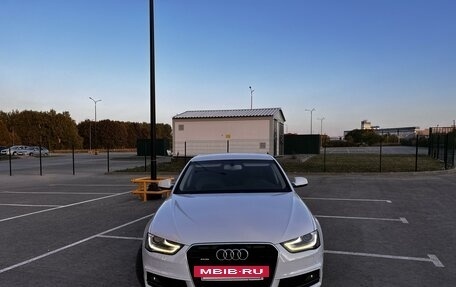 Audi A4, 2013 год, 1 910 000 рублей, 10 фотография