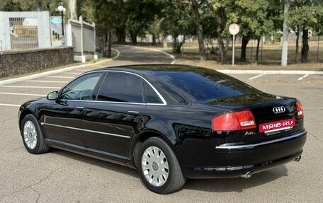 Audi A8, 2006 год, 1 270 000 рублей, 5 фотография