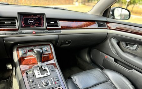 Audi A8, 2006 год, 1 270 000 рублей, 14 фотография