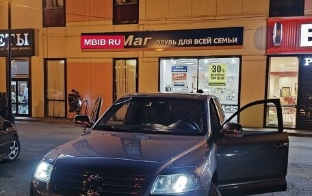 Volkswagen Touareg III, 2006 год, 1 200 000 рублей, 2 фотография