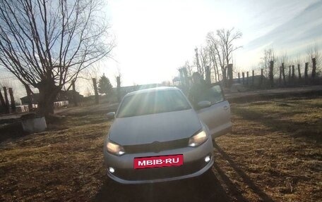 Volkswagen Polo VI (EU Market), 2011 год, 650 000 рублей, 3 фотография