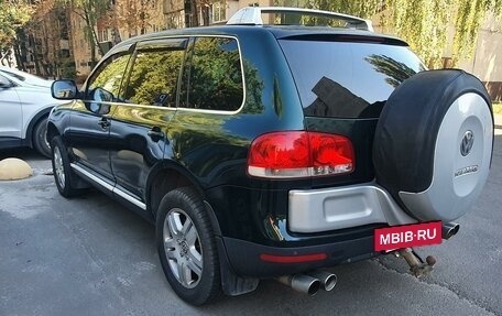 Volkswagen Touareg III, 2004 год, 1 000 000 рублей, 5 фотография