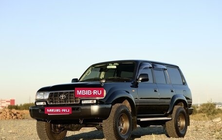 Toyota Land Cruiser 80 рестайлинг, 1997 год, 4 100 000 рублей, 22 фотография