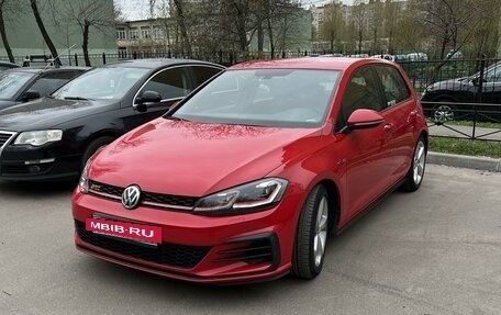 Volkswagen Golf GTI VII, 2019 год, 3 300 000 рублей, 7 фотография