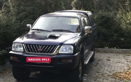 Mitsubishi L200 III рестайлинг, 2002 год, 560 000 рублей, 2 фотография