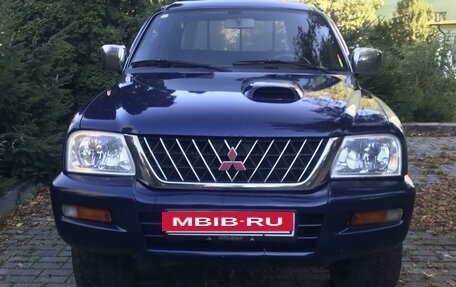 Mitsubishi L200 III рестайлинг, 2002 год, 560 000 рублей, 6 фотография