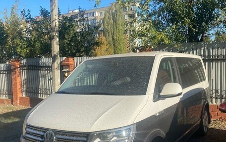 Volkswagen Multivan T6 рестайлинг, 2018 год, 4 700 000 рублей, 3 фотография