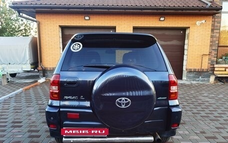 Toyota RAV4, 2005 год, 1 100 000 рублей, 8 фотография