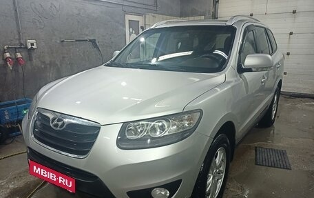 Hyundai Santa Fe III рестайлинг, 2010 год, 1 350 000 рублей, 1 фотография