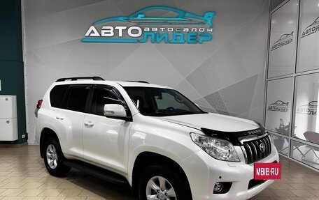 Toyota Land Cruiser Prado 150 рестайлинг 2, 2013 год, 3 299 000 рублей, 2 фотография