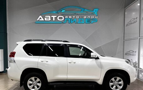 Toyota Land Cruiser Prado 150 рестайлинг 2, 2013 год, 3 299 000 рублей, 3 фотография