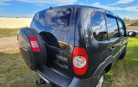 Chevrolet Niva I рестайлинг, 2012 год, 600 000 рублей, 5 фотография