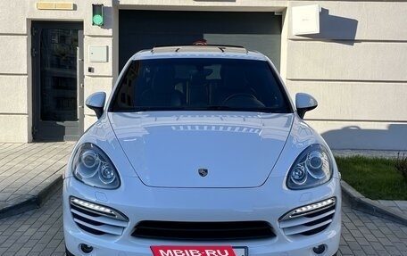 Porsche Cayenne III, 2013 год, 2 900 000 рублей, 2 фотография