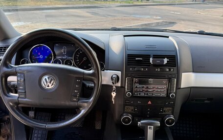 Volkswagen Touareg III, 2009 год, 1 500 000 рублей, 13 фотография