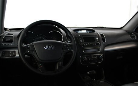 KIA Sorento II рестайлинг, 2013 год, 2 049 000 рублей, 10 фотография