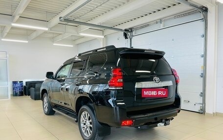 Toyota Land Cruiser Prado 150 рестайлинг 2, 2017 год, 4 999 999 рублей, 4 фотография