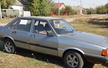 Audi 80, 1985 год, 165 000 рублей, 3 фотография