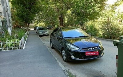 Hyundai Solaris II рестайлинг, 2011 год, 750 000 рублей, 1 фотография