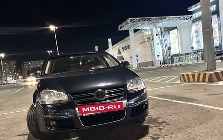 Volkswagen Jetta VI, 2010 год, 780 000 рублей, 3 фотография