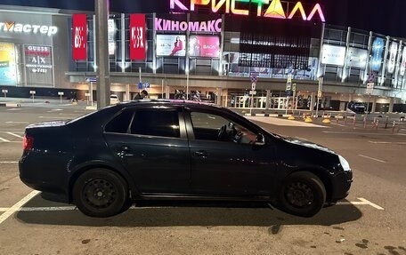 Volkswagen Jetta VI, 2010 год, 780 000 рублей, 5 фотография