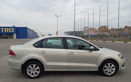 Volkswagen Polo VI (EU Market), 2011 год, 770 000 рублей, 3 фотография